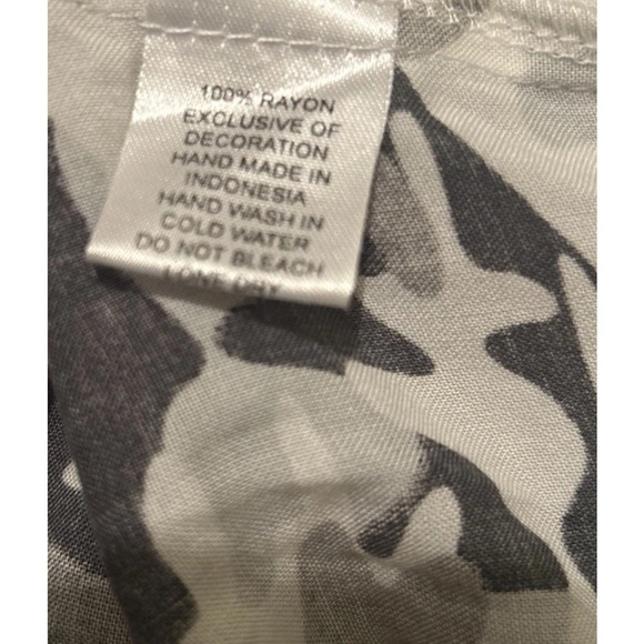 Skemo Sz S Boho Camo Print Beaded Maxi Tunic Dress Gray White Rayon Buttoned - Picture 7 of 7